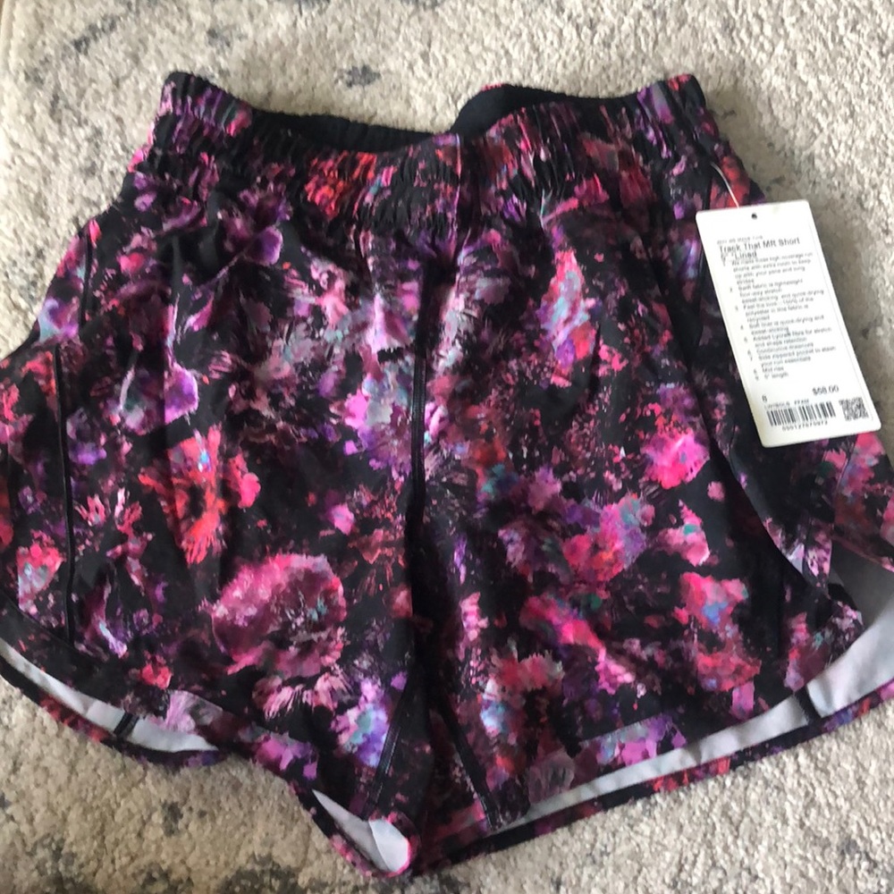 NWT Track That lululemon shorts 5” size 8